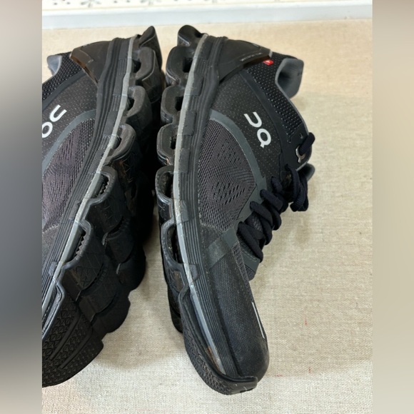 Cloudace Woman’s Running Shoes.Swiss Engineering. Low Top . Woman’s Size 8.5 - Picture 10 of 14